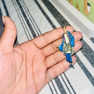 Vintage Pin - oriental